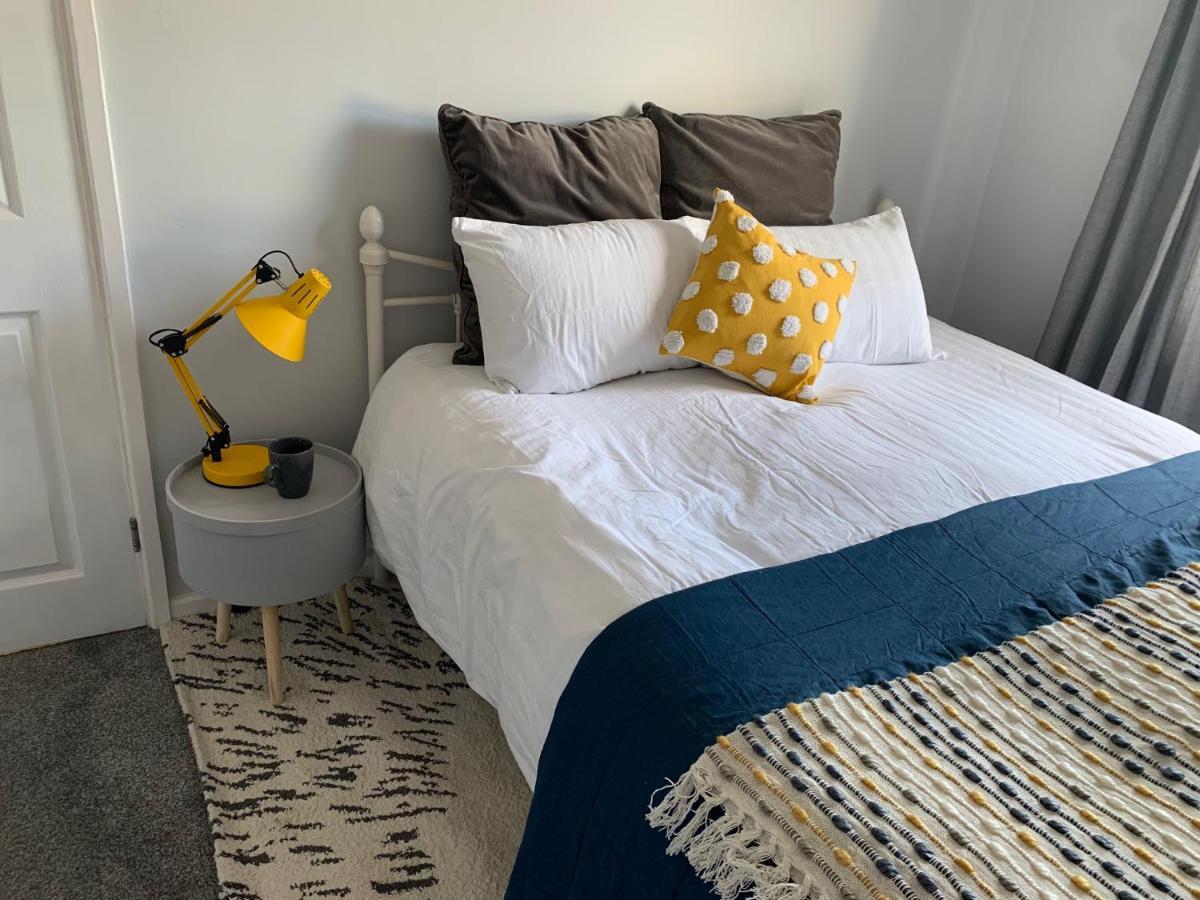 The Hideaway, Calm, Cozy, Dog Friendly Retreat Daire Cheltenham Dış mekan fotoğraf