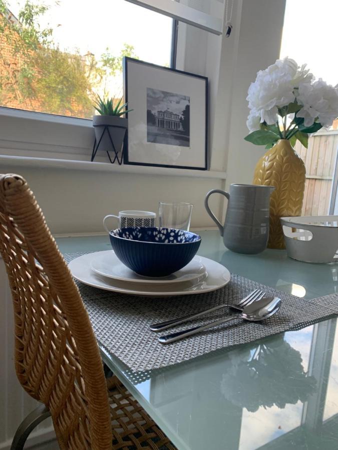 The Hideaway, Calm, Cozy, Dog Friendly Retreat Daire Cheltenham Dış mekan fotoğraf