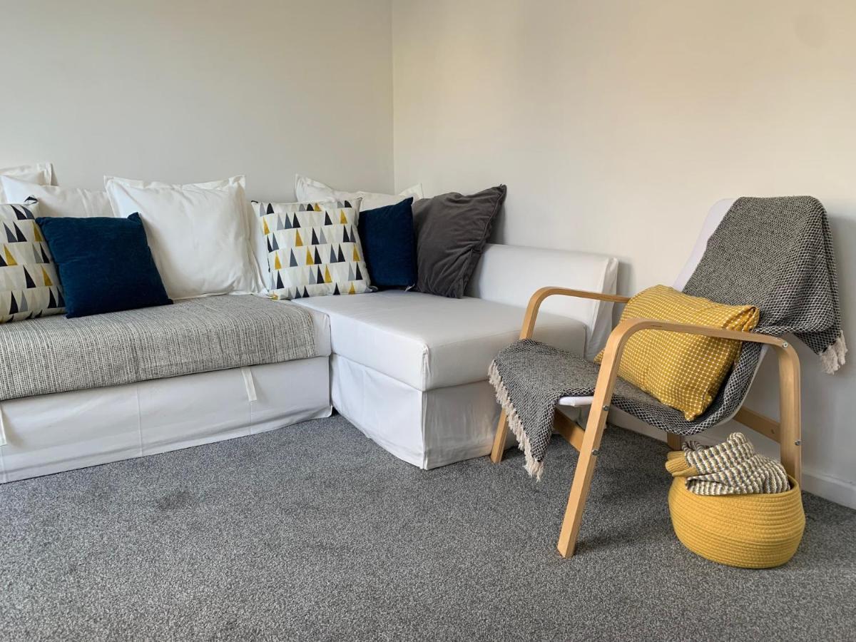 The Hideaway, Calm, Cozy, Dog Friendly Retreat Daire Cheltenham Dış mekan fotoğraf