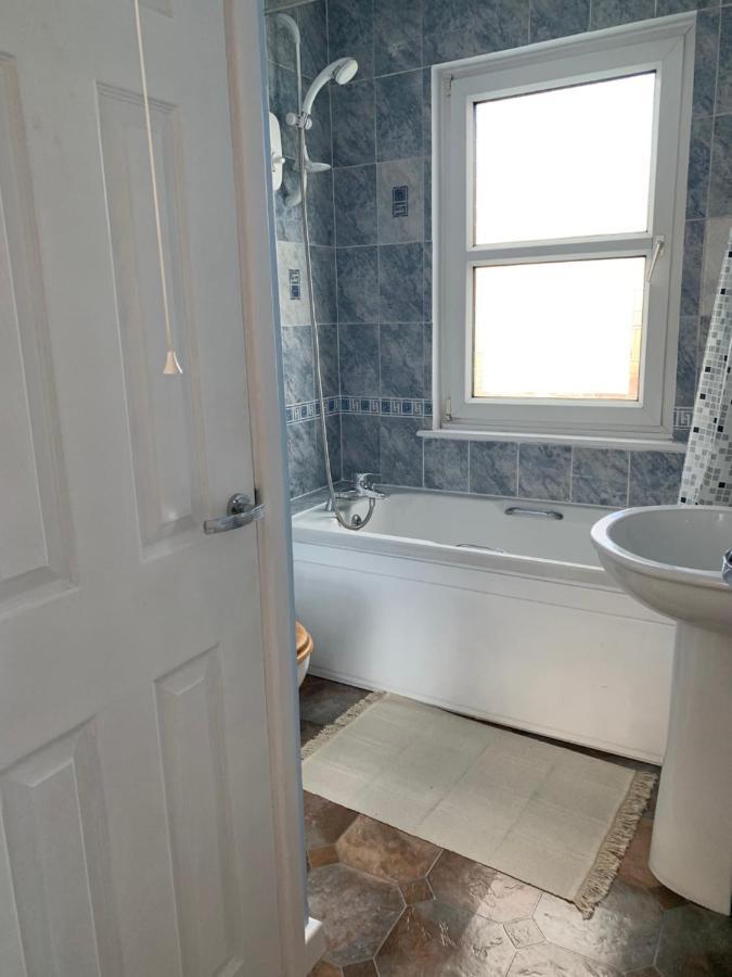 The Hideaway, Calm, Cozy, Dog Friendly Retreat Daire Cheltenham Dış mekan fotoğraf