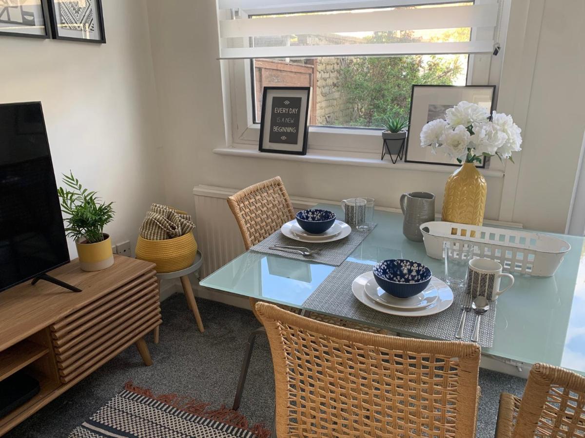 The Hideaway, Calm, Cozy, Dog Friendly Retreat Daire Cheltenham Dış mekan fotoğraf